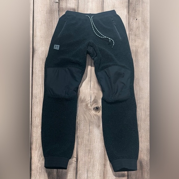UA Under Armour Sherpa Joggers SweatPants Small Black Athletic 27 x 30 Men VGC - Picture 1 of 13